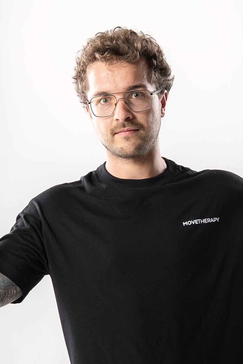 Paweł Kazimierczak — trener i specjalista treningu personalnego i medycznego, prowadzący kurs trenera personalnego w Move Therapy