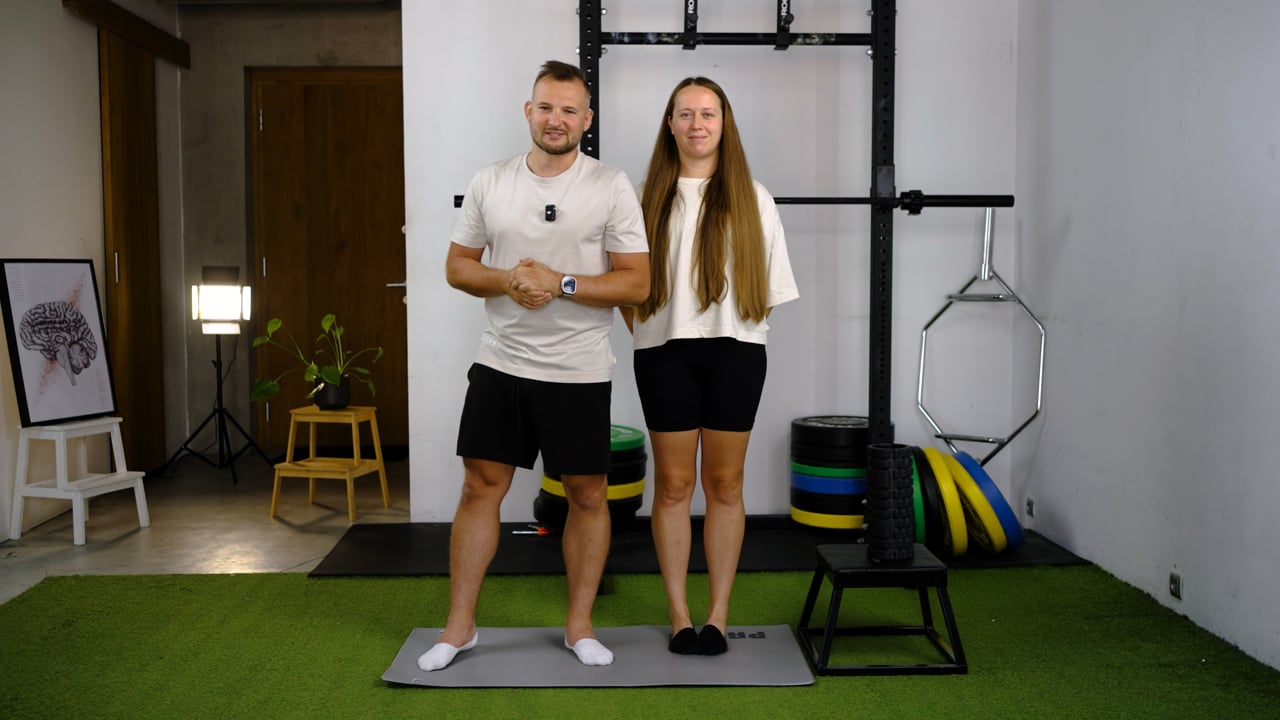 Praktyka podczas kursu Nowoczesny Trening Core i mięśni dna miednicy — kadr 1